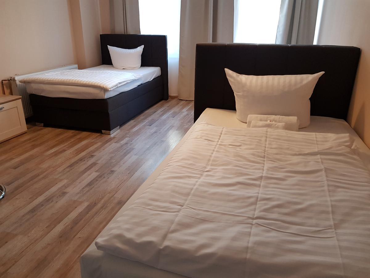Hotel-Residenz Oberurseler Hof Екстериор снимка