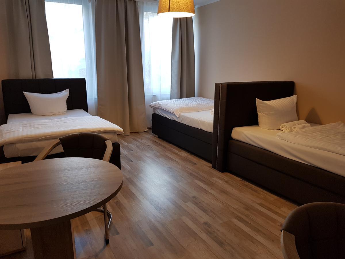 Hotel-Residenz Oberurseler Hof Екстериор снимка